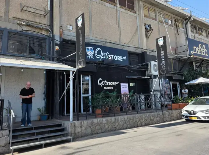 אופטיסטור אילת